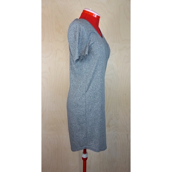 GAP Relaxed Fit V-Neck T-Shirt Dress in Heather Grey - Picture 2 of 6